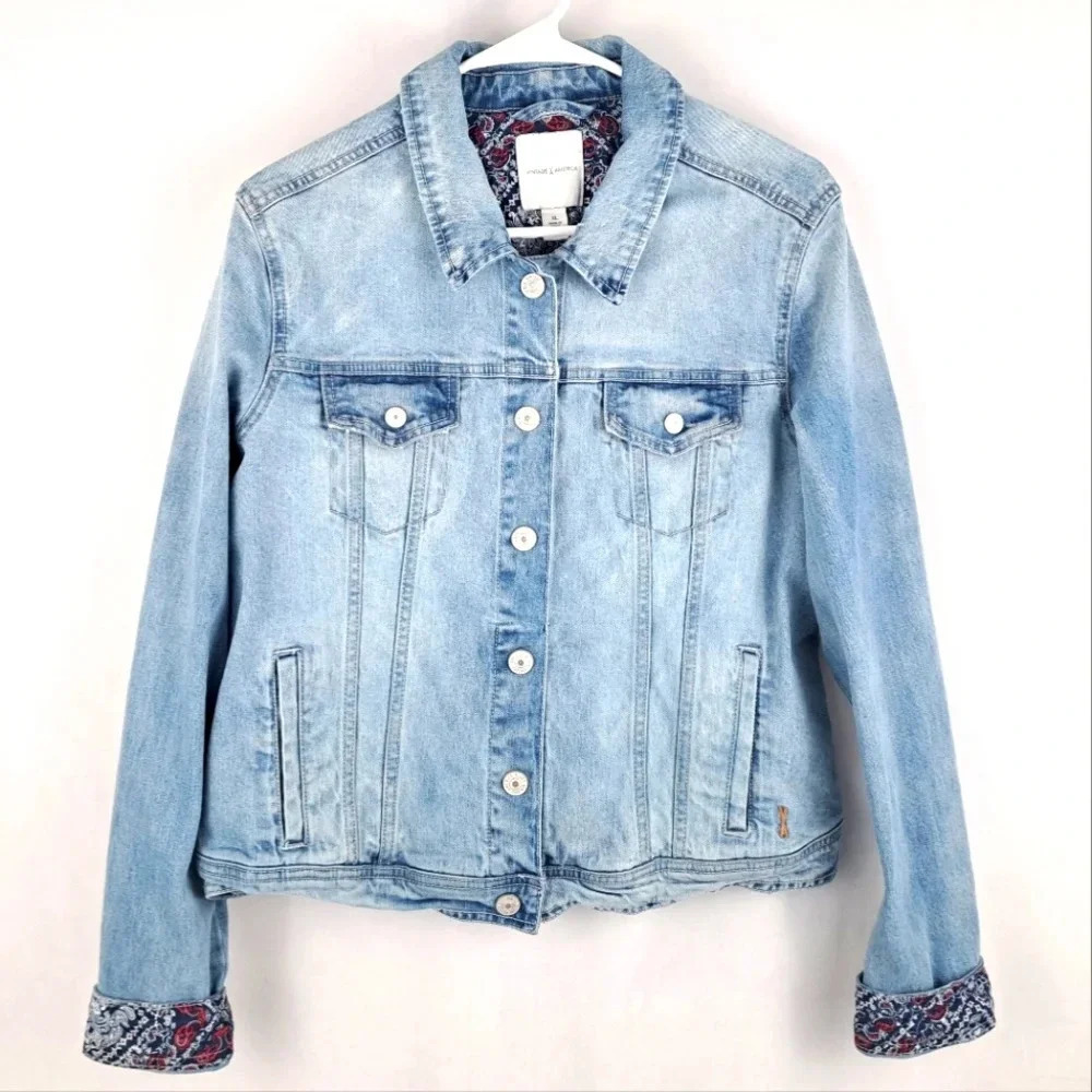 Vintage America Light Blue Denim Jacket With Paisley Cuff Detail sz XL